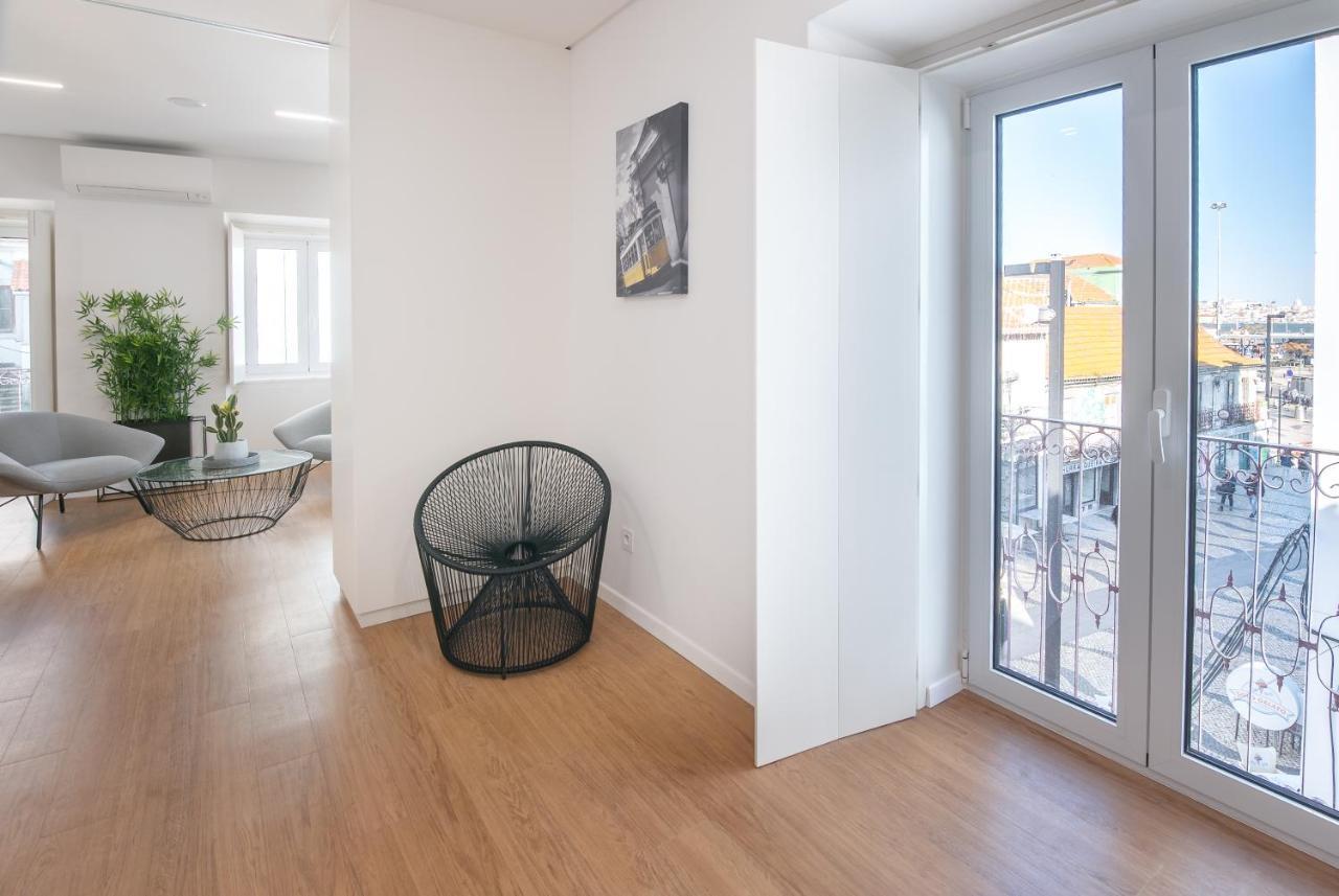 Vista Lisboa Guest Apartments Алмада Екстериор снимка
